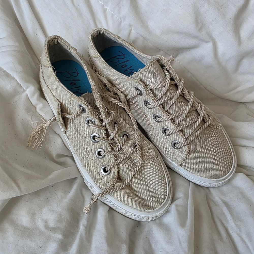 Blowfish Neutral Beige Canvas Rope-Lace Sneakers